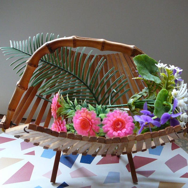 Bamboo gift basket made of chopsticks, collapsible